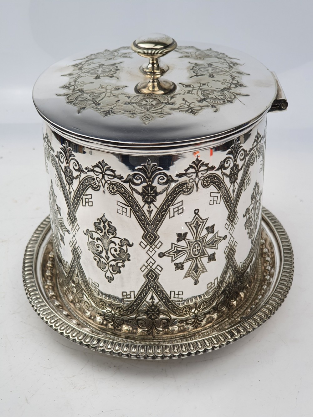 Fine Victorian Silver Plated Oval Biscuit Barrel View II