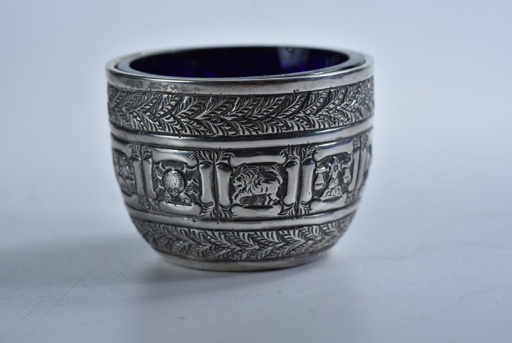 Rare Victorian Charles Stuart Harris Sterling Silver Salt  Lon 1886 - signs of the Zodiac  View III