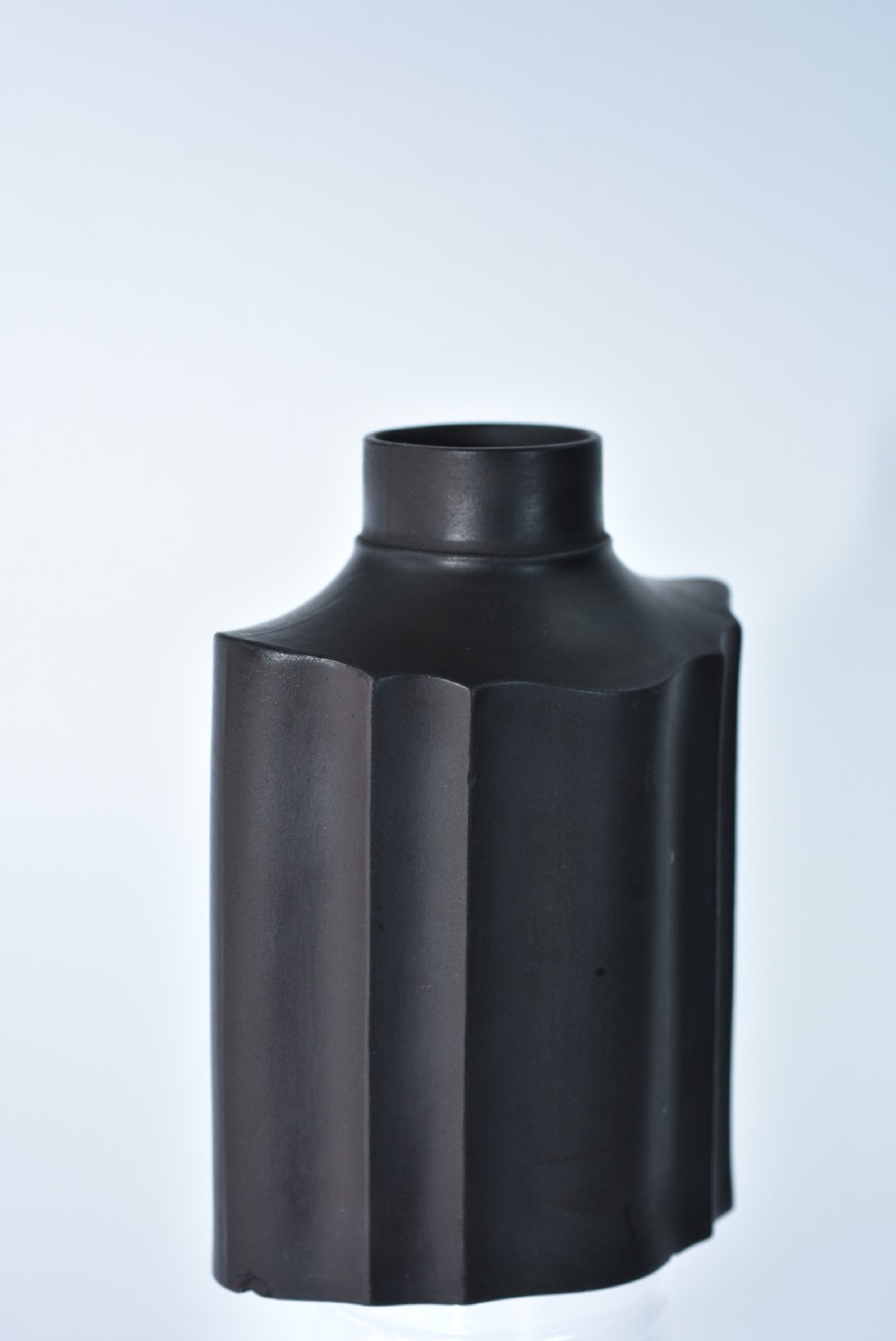 Very Rare c1770 Wedgwood Basalt Fluted Tea Flask  View IV
