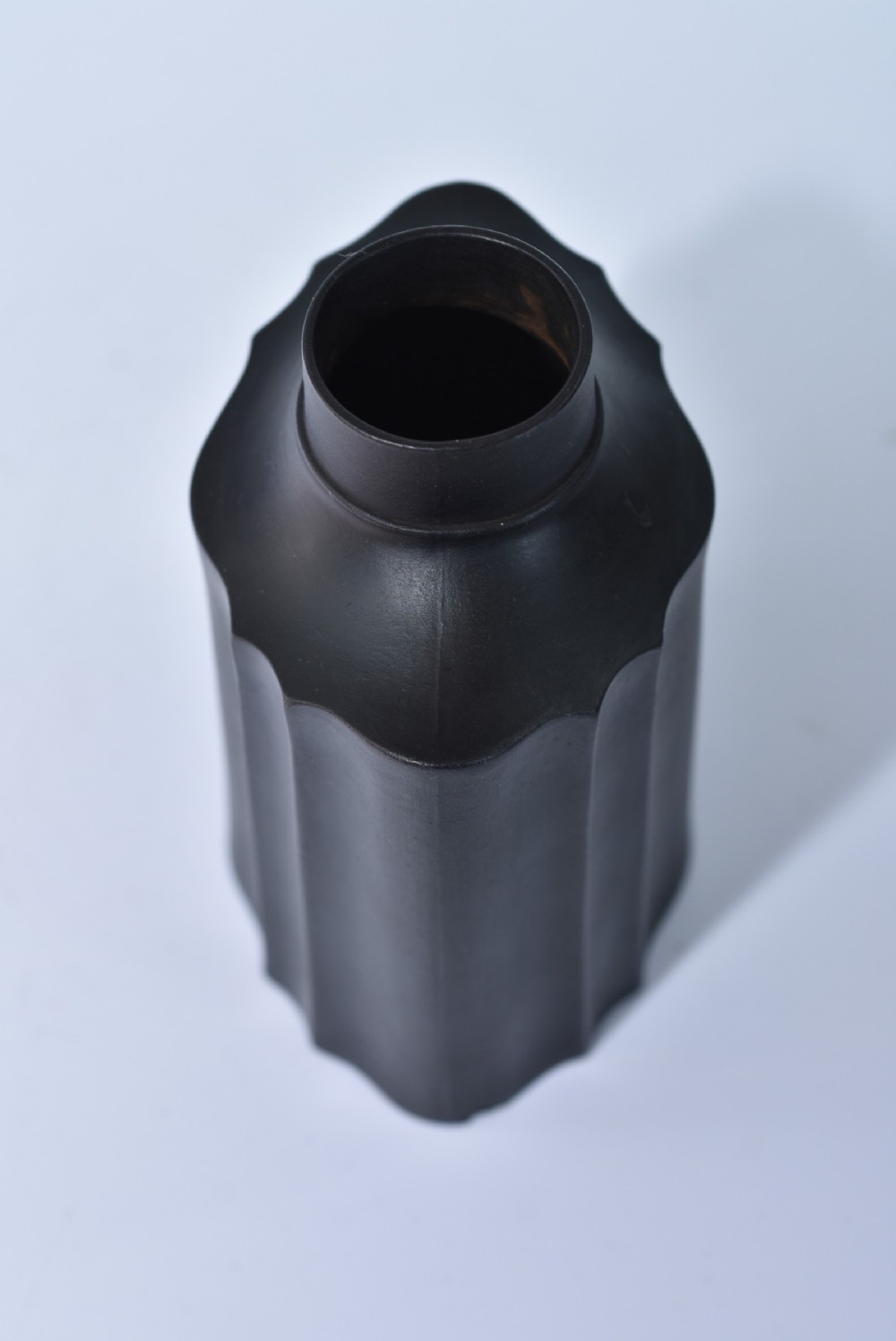 Very Rare c1770 Wedgwood Basalt Fluted Tea Flask  View IX