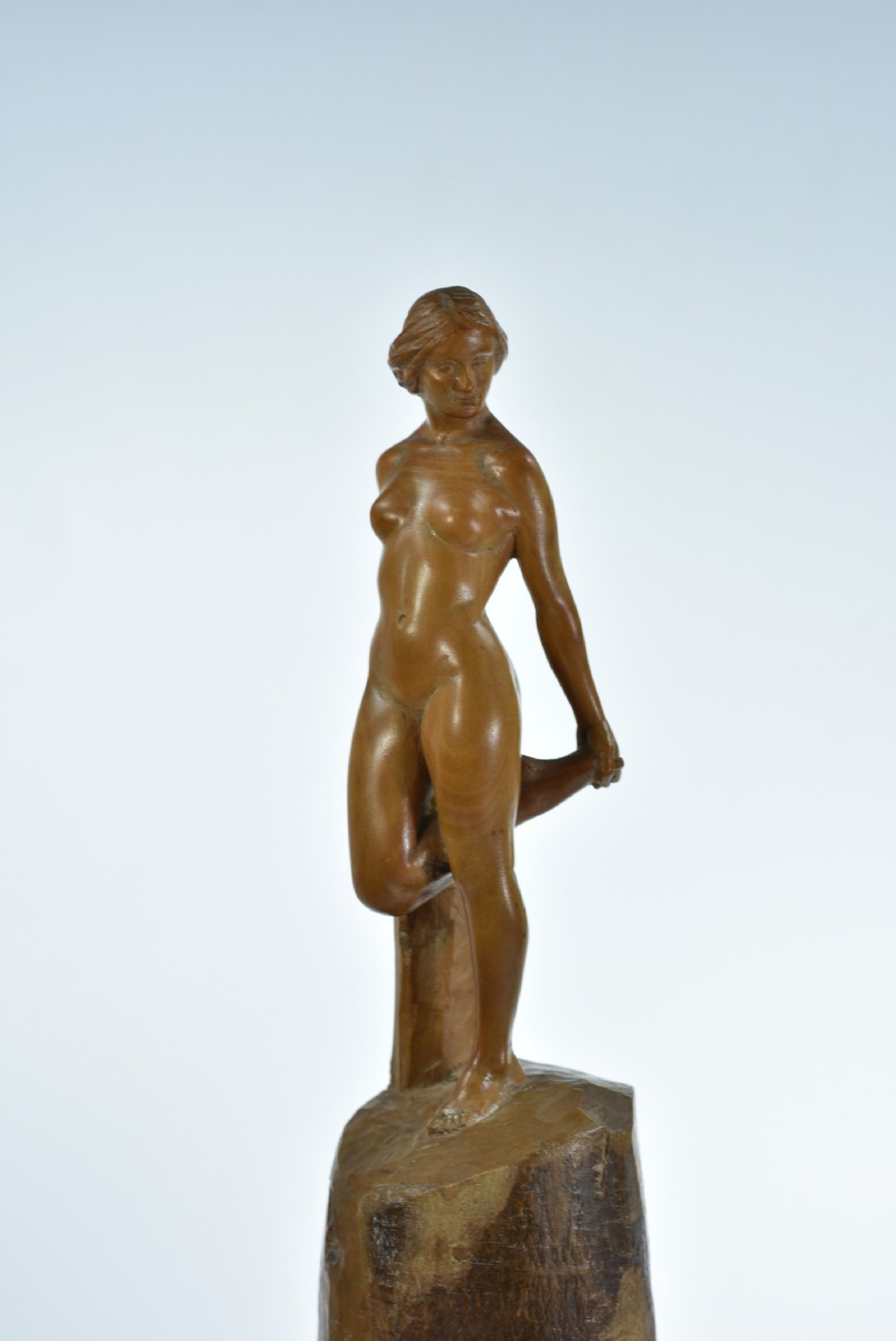 Exquisite Vintage Carved Deco Female Figure signed R.Flint View VI