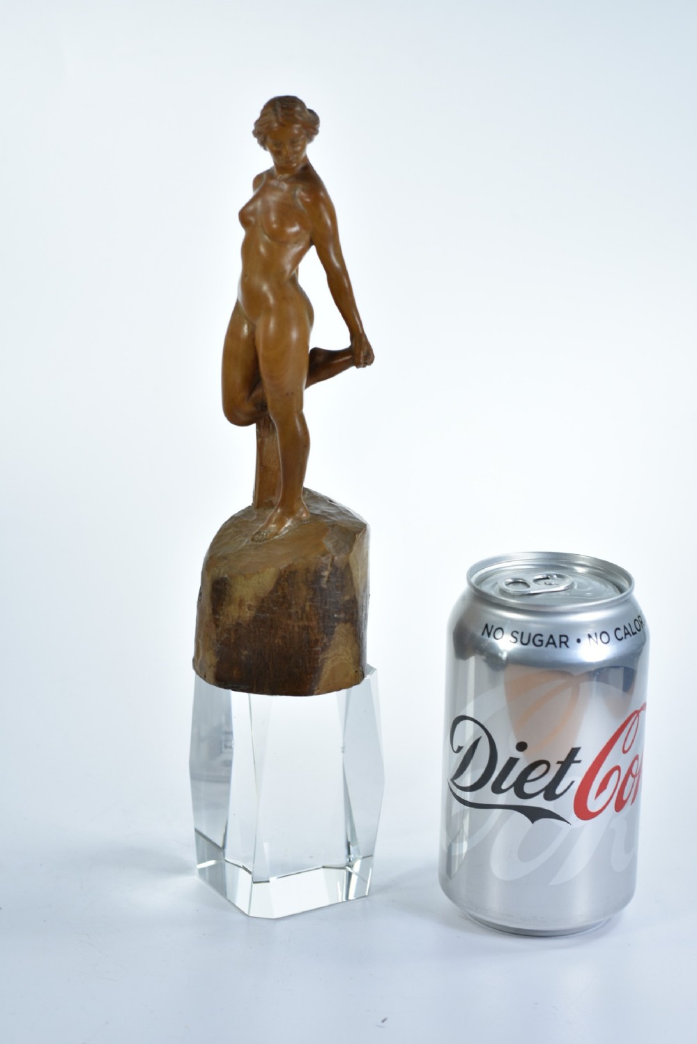 Exquisite Vintage Carved Deco Female Figure signed R.Flint View XII