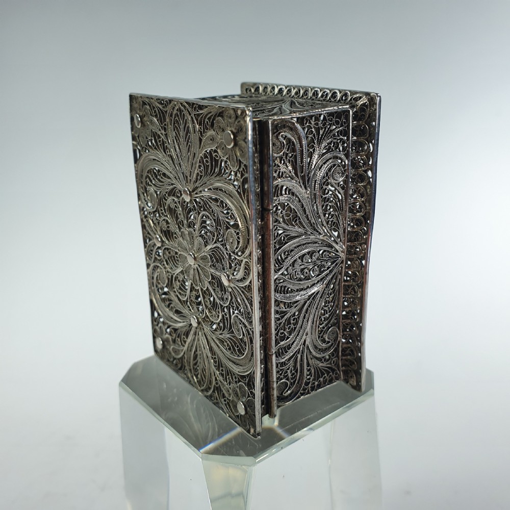Fine Quality Early 19thc Silver Hinged Filigree Box View XVI