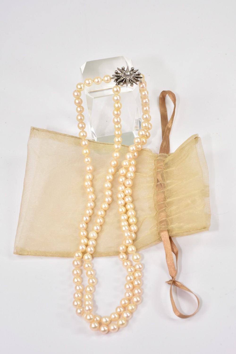 Stunning Vintage Double Row Cultured Pearl (8mm) & Silver Necklace View IV