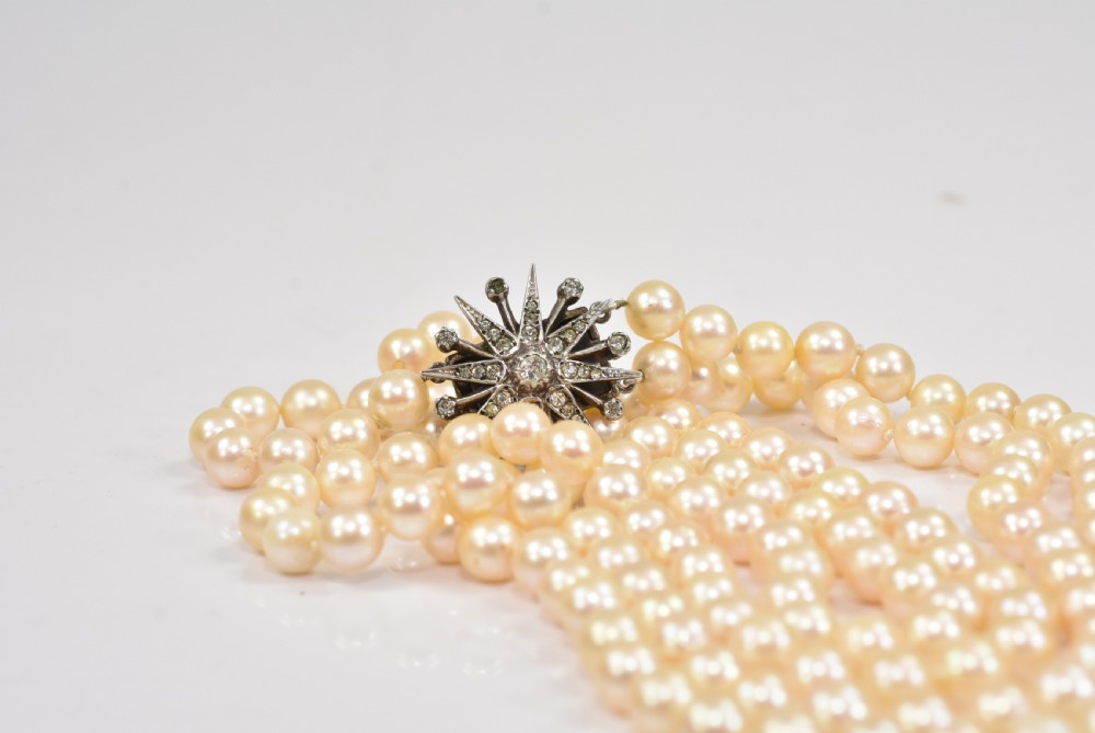 Stunning Vintage Double Row Cultured Pearl (8mm) & Silver Necklace View VI