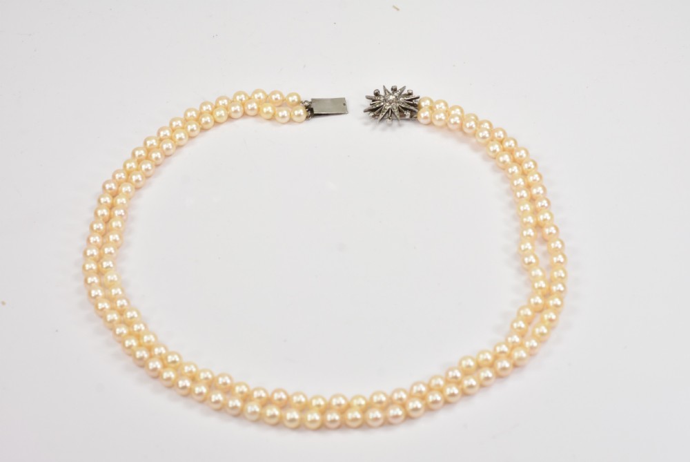 Stunning Vintage Double Row Cultured Pearl (8mm) & Silver Necklace