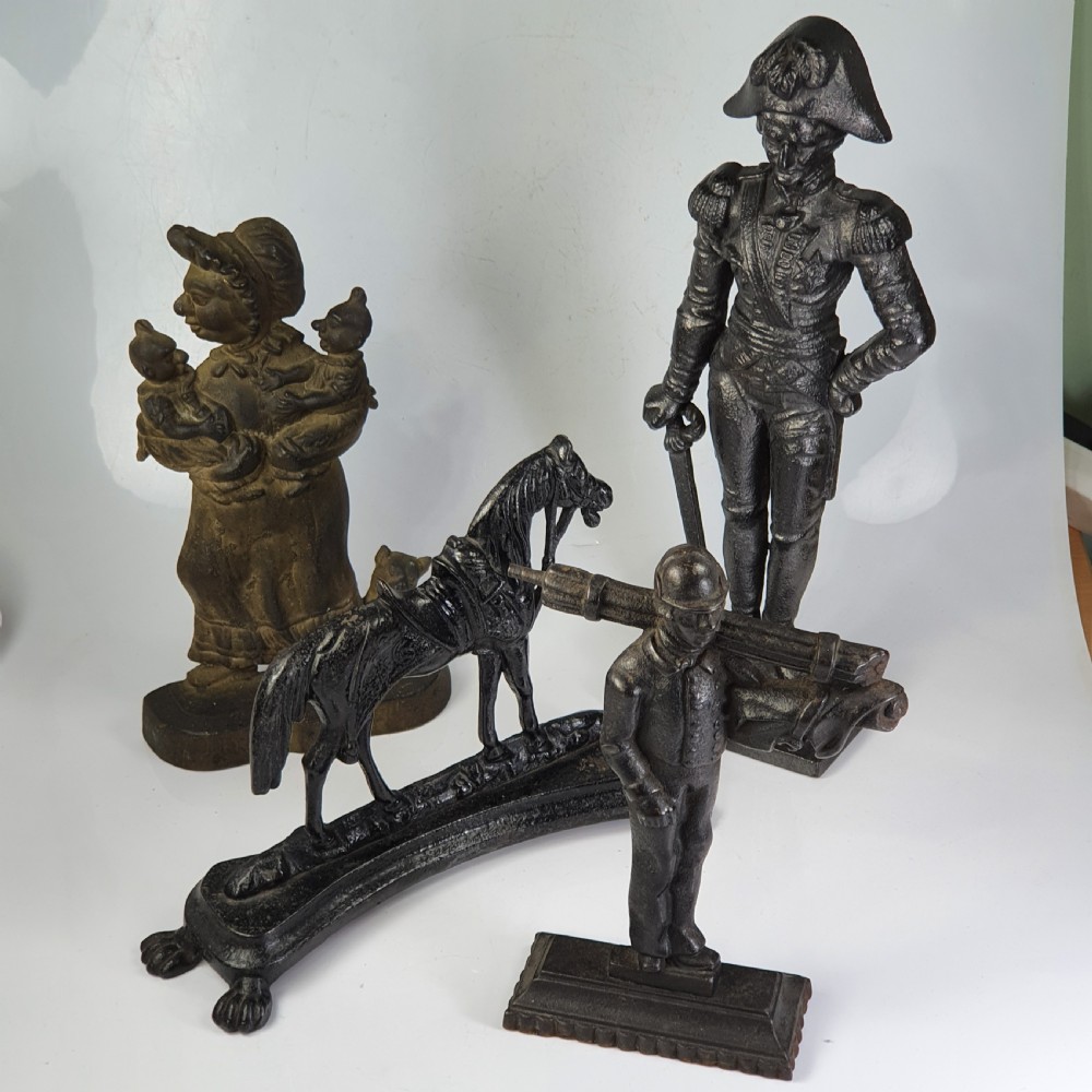 19thc Duke of Wellington Cast Iron Door Stop View IV