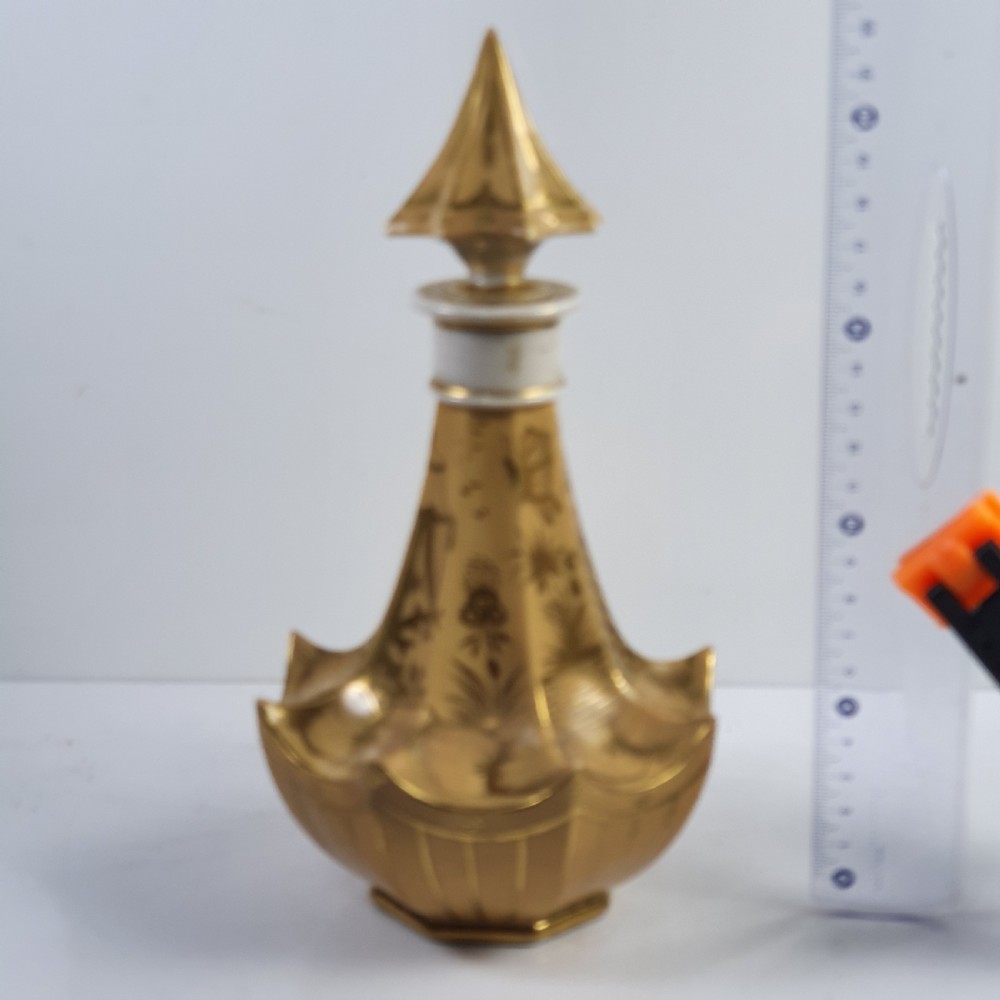Rare  Large Pagoda Shape Porcelain Scent Bottle c1870 View VII
