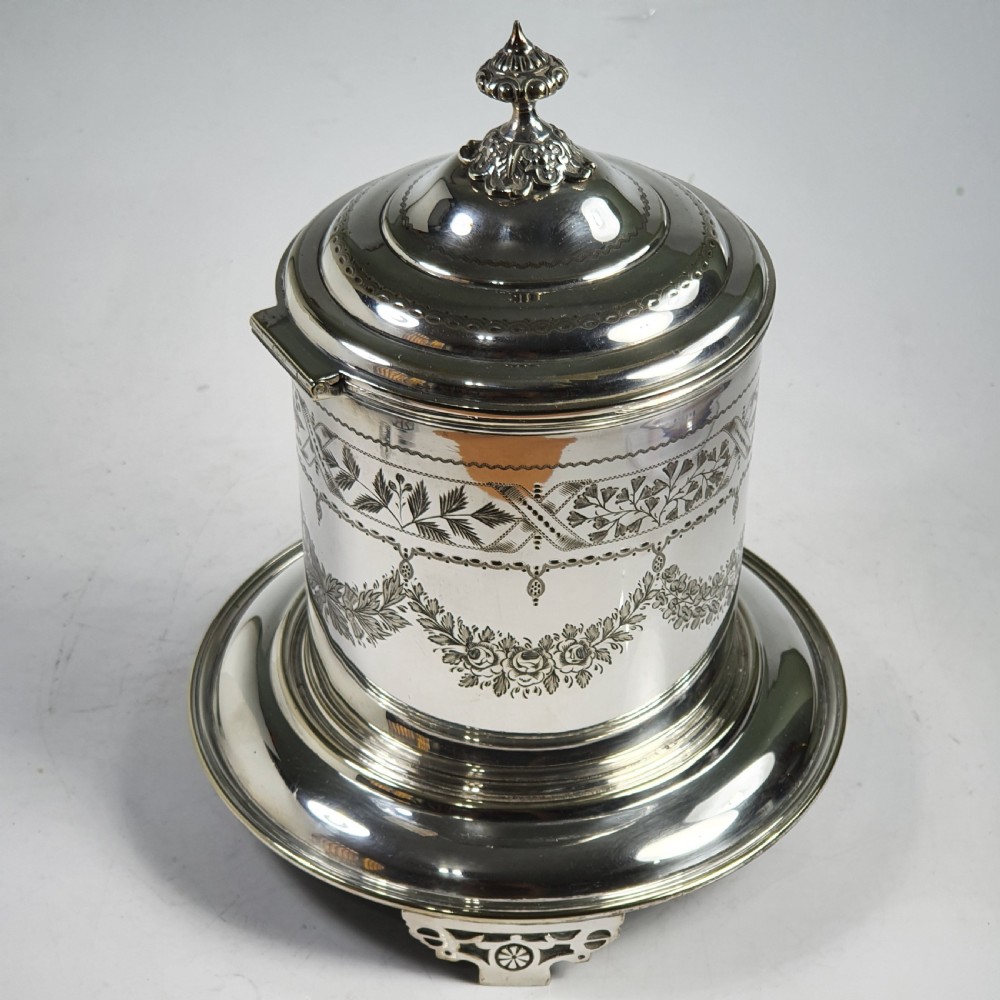Fine Large Victorian Silver Plated Engraved Biscuit Barrel View VI