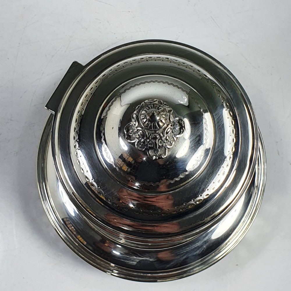 Fine Large Victorian Silver Plated Engraved Biscuit Barrel View XII