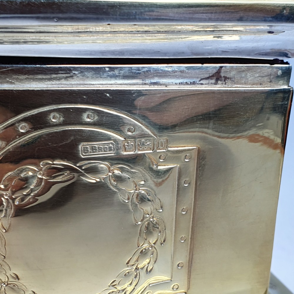 Exceptional Quality Large Silver Gilt Freedom Casket 67ozs Sheff 1906 View XIV