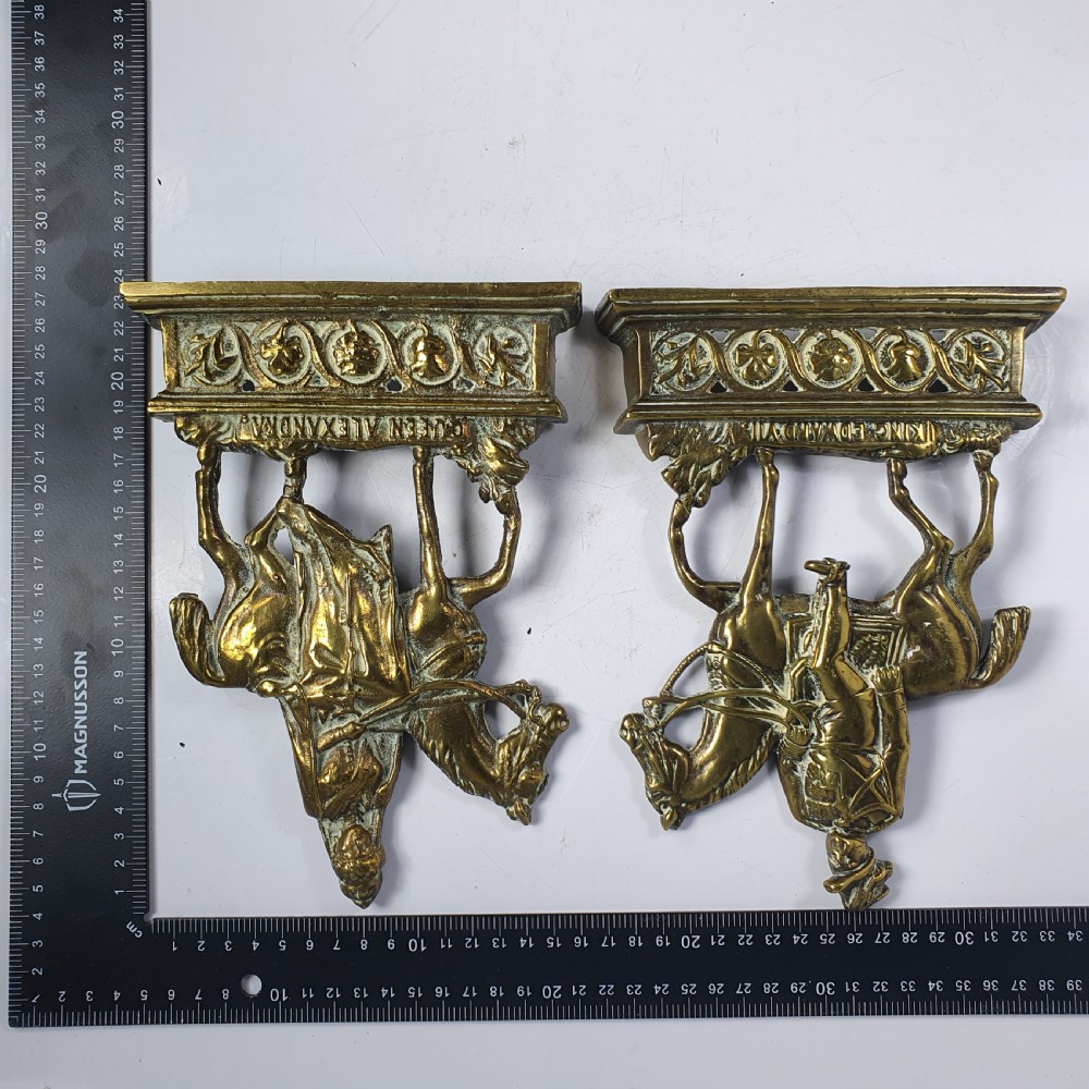 Rare Pair of Antique English Royal Edwardian Brass Chimney Ornaments ~ “King Edward VII & Queen Alexandra” View X
