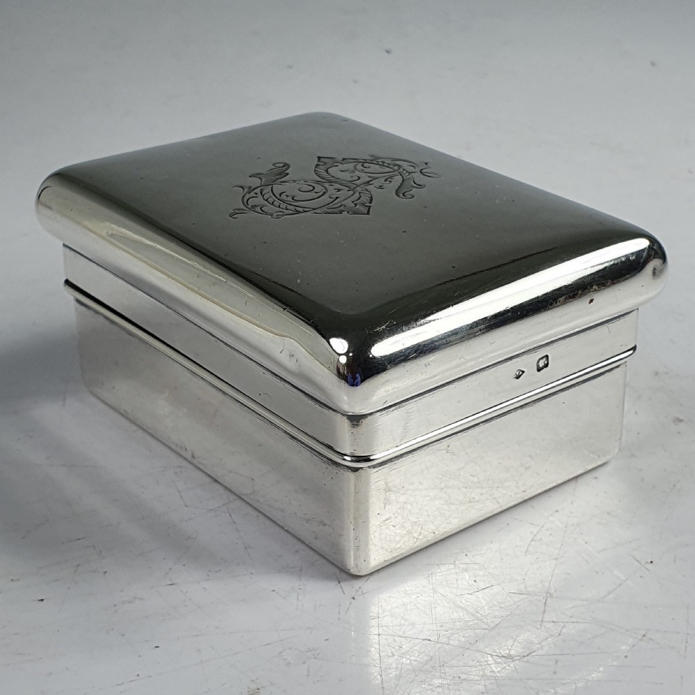 Fine Quality French  Gustave Keller solid hallmarked 950 silver Dresser Box
