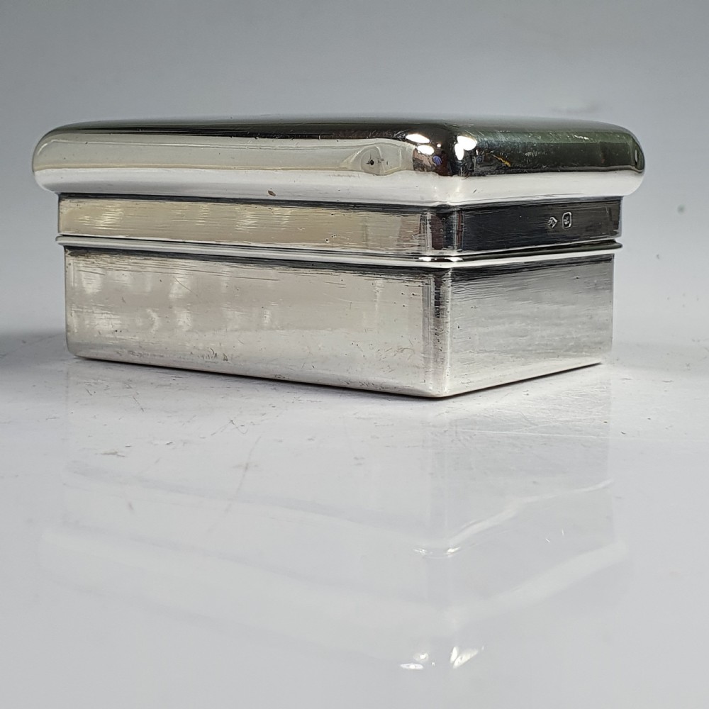 Fine Quality French  Gustave Keller solid hallmarked 950 silver Dresser Box View VII