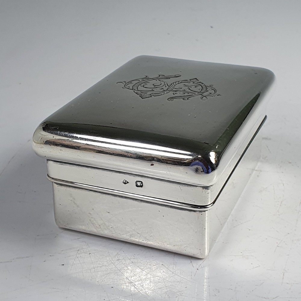 Fine Quality French  Gustave Keller solid hallmarked 950 silver Dresser Box View XI
