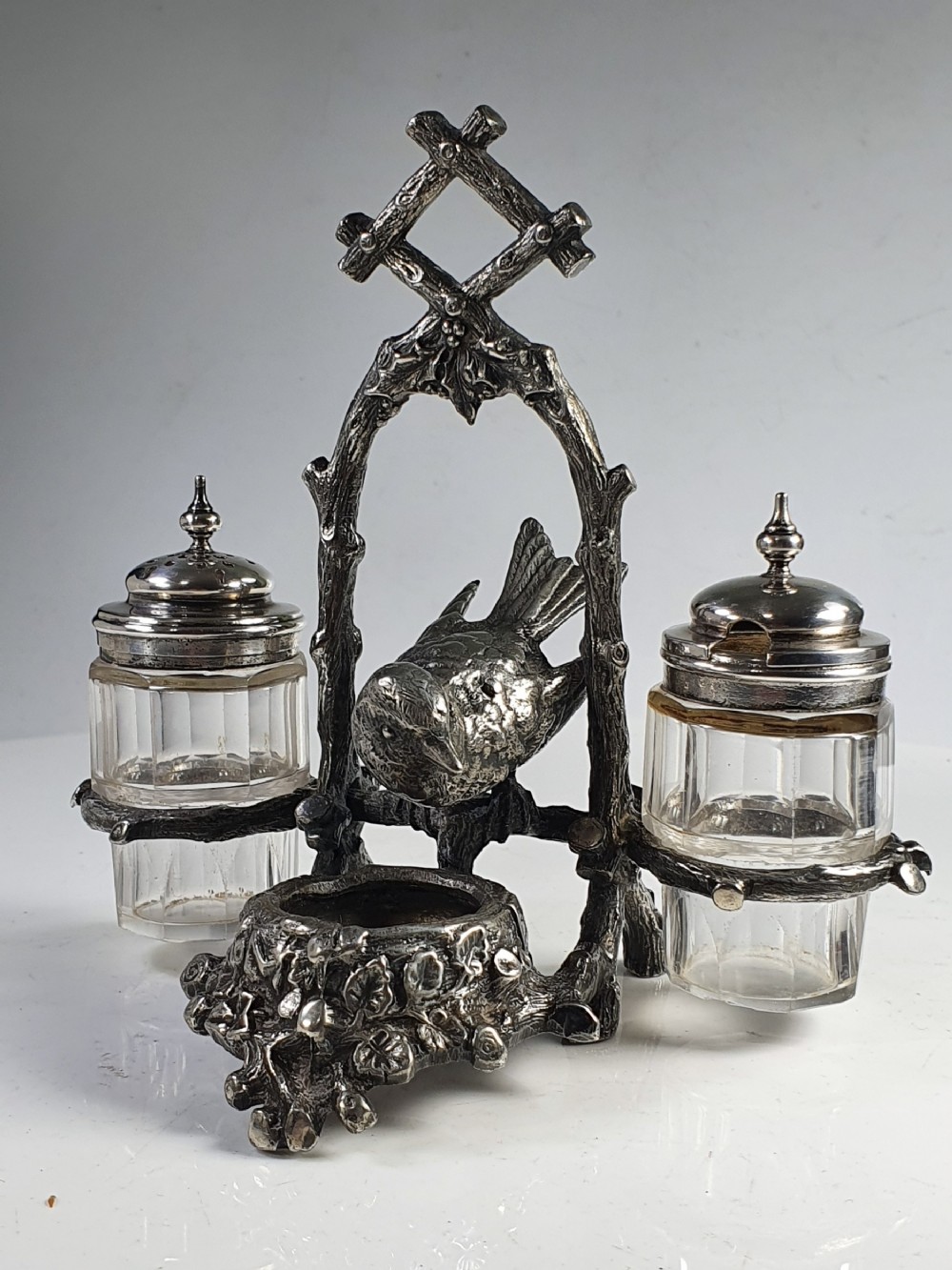 Fabulous 19thc Walker & Hall Victorian Silver Plated Bird Cruet
