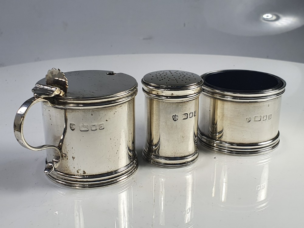 Edward Barnard & Sons Heavy Three Piece Silver Cruet Set Lon 1962
