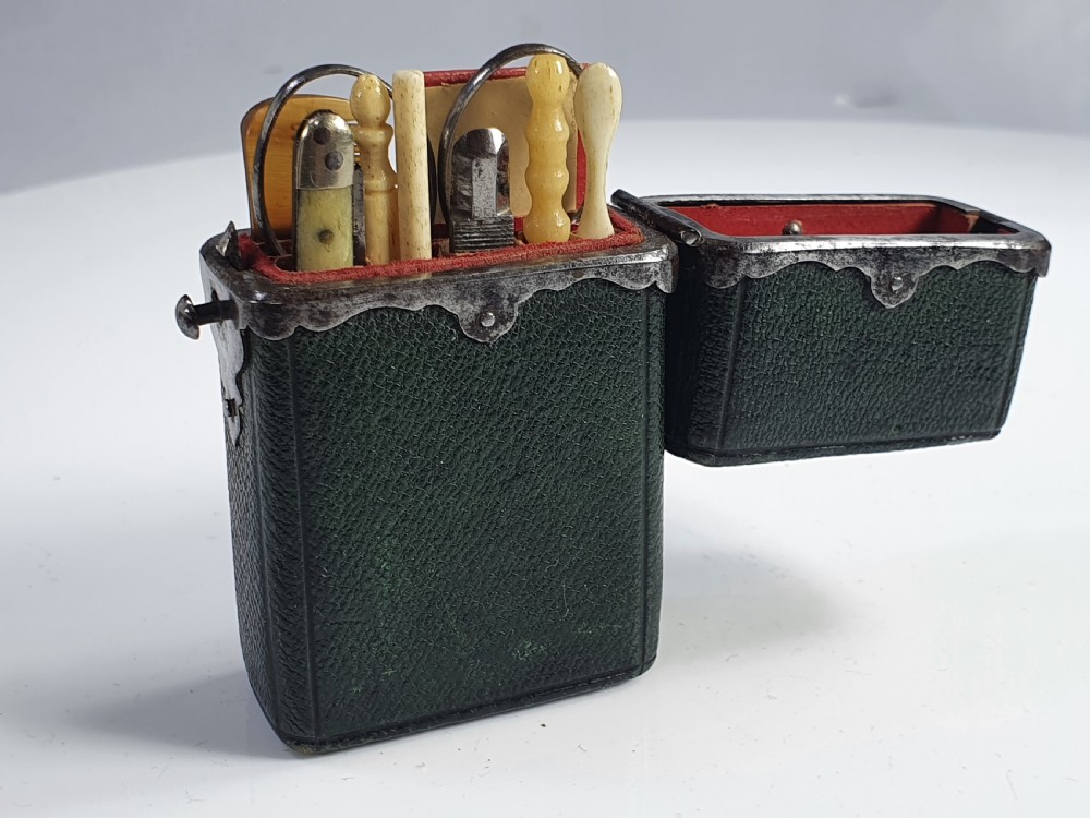 ANTIQUE LADIES FITTED COMPANION ETUI c1820 View X