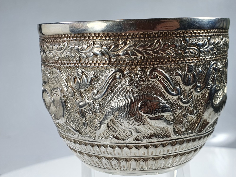 Superb Quality Large Charles Stuart Harris Silver Sugar Basin 1882 View V