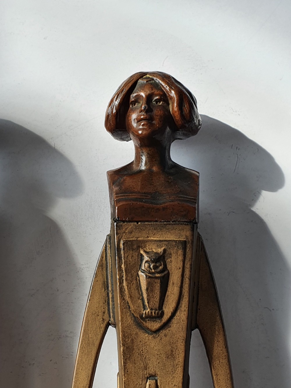 Pr Secessionist Bronze Female Busts on Stylish Metal Bases c1900 View VIII