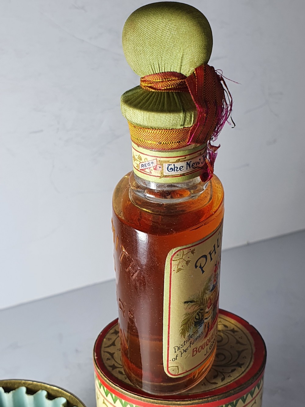 Phul-Nana 1891 Boxed Perfume (Unopened - Extremely rare) View VII