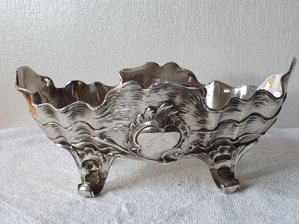 Beautiful Art Nouveau Silver Plated Fruit Dish