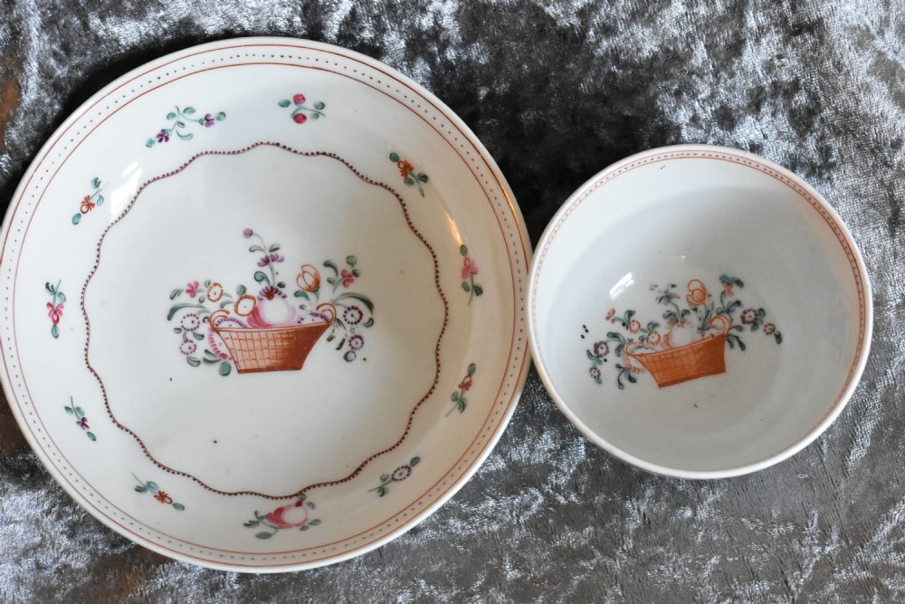 Exquisite 18th Century Tea Bowl & Saucer