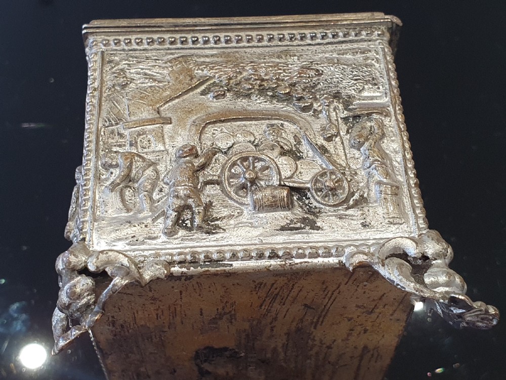 Beautiful Detailed Rare 19th Century 'A.B.PARIS' Jewellery Casket View III