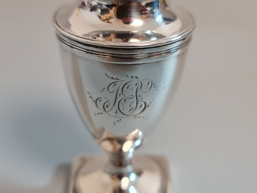 Beautiful Quality Rare Robert Hennell I HM Silver Pepper London 1790 - Immaculate View VIII