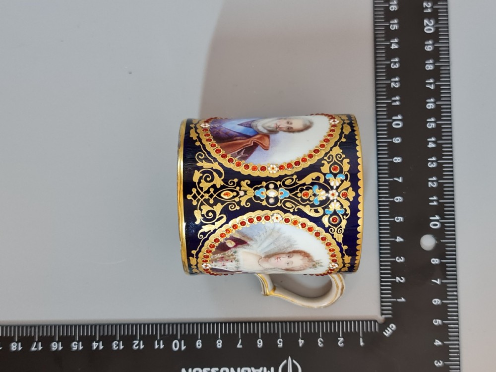 Rare Stunning Quality Early Sevres Triple Portrait Coffee Can  View X