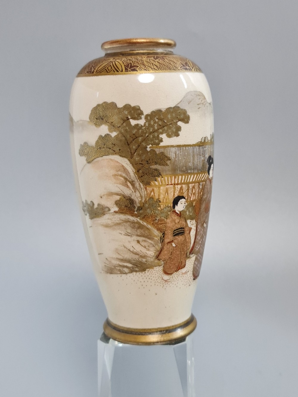 Attractive Signed Satsuma Vase c1900 View II