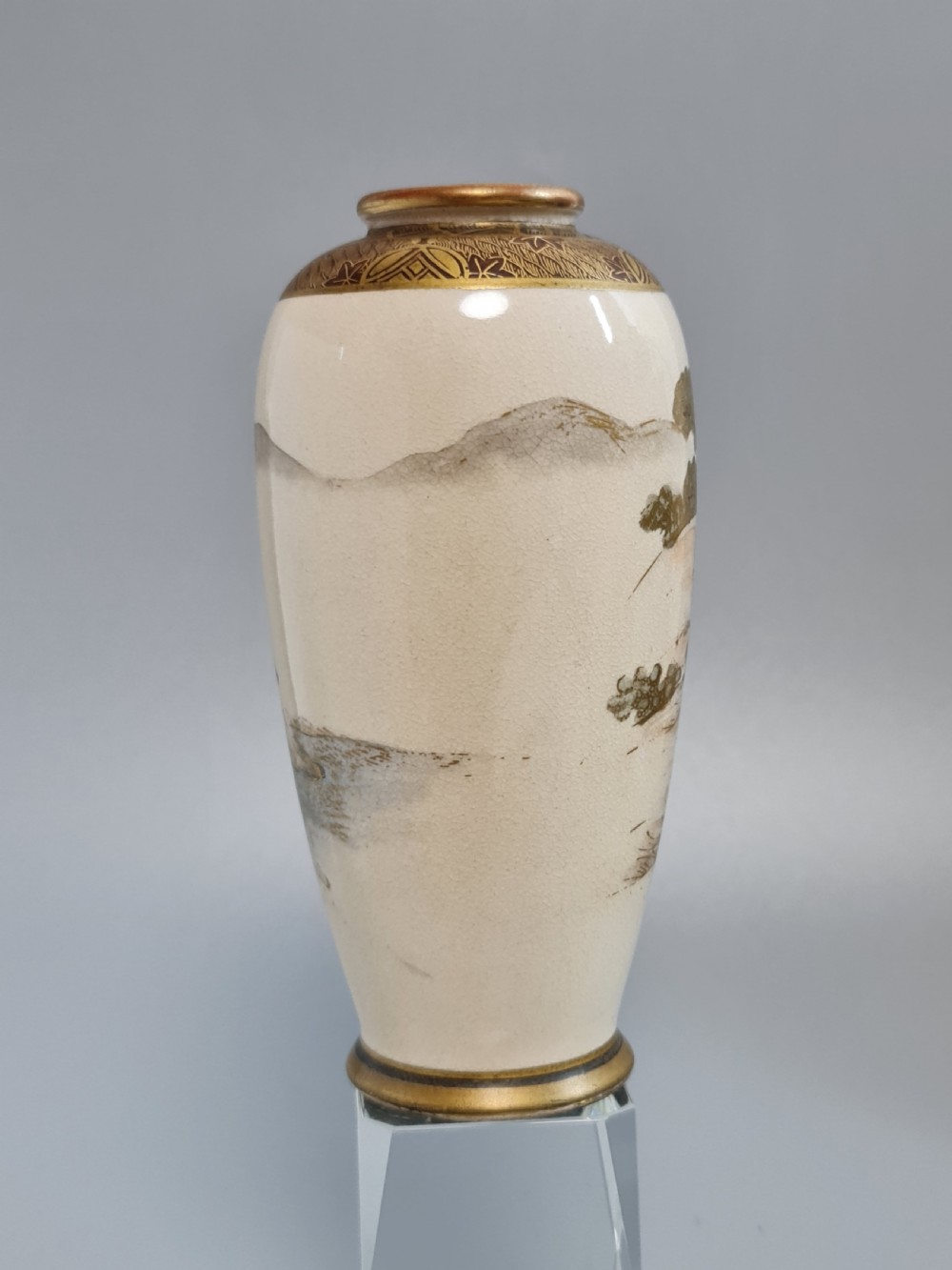 Attractive Signed Satsuma Vase c1900 View III