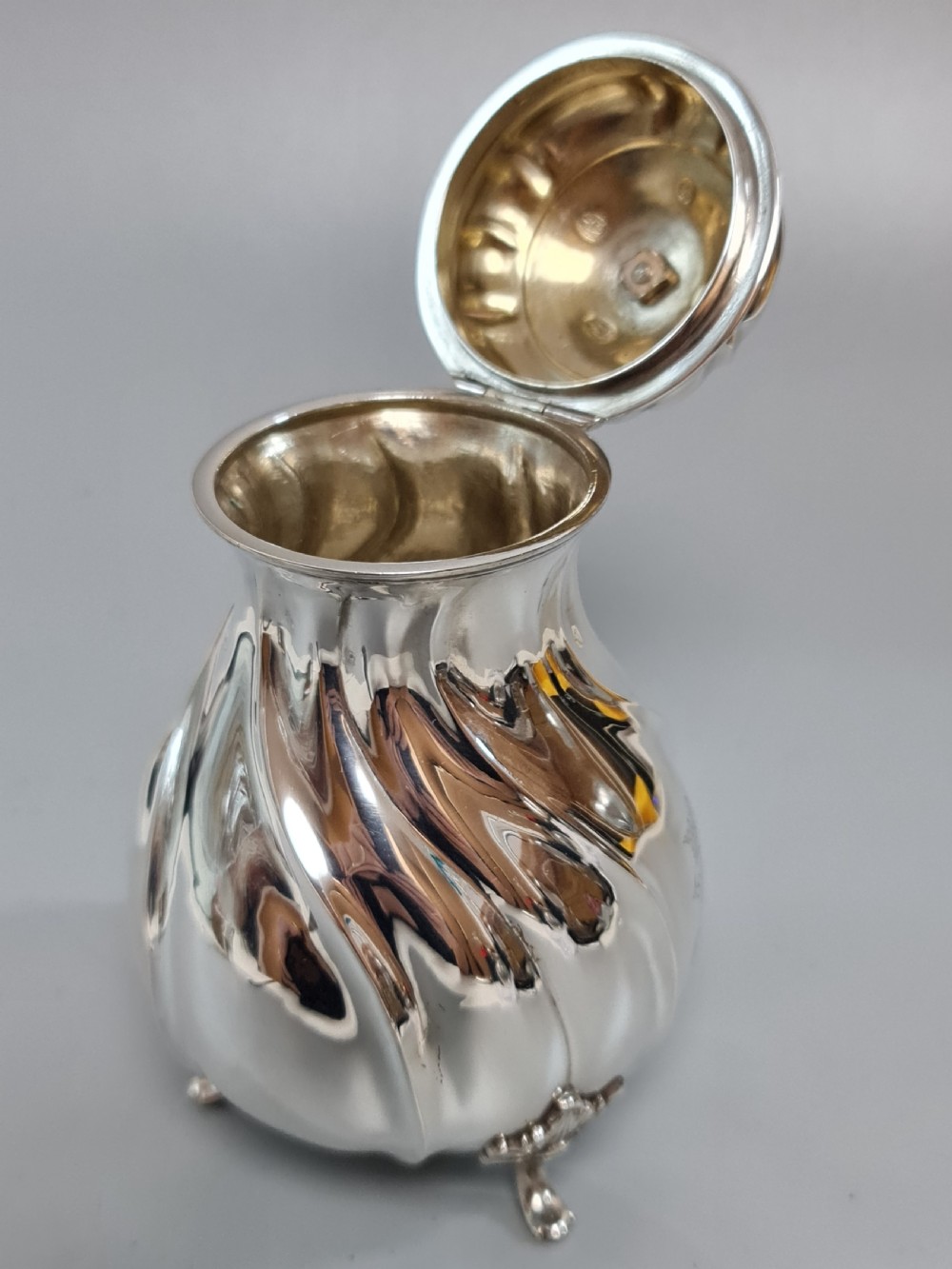 Beautiful A.Michelson Silver Tea Caddy c1900 View VI