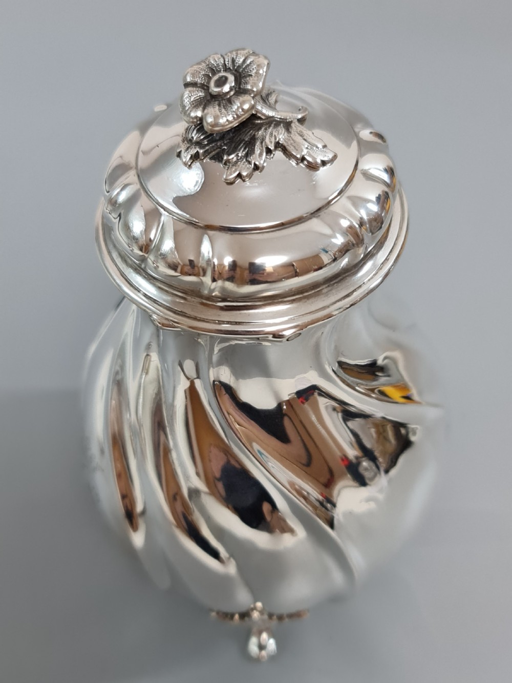 Beautiful A.Michelson Silver Tea Caddy c1900 View VIII