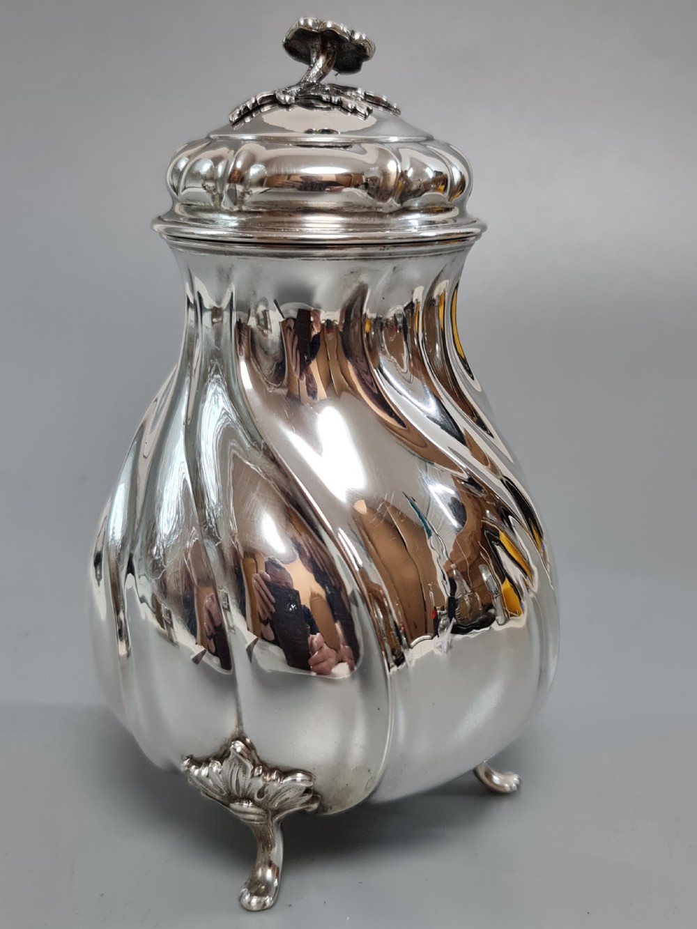 Beautiful A.Michelson Silver Tea Caddy c1900 View XVI