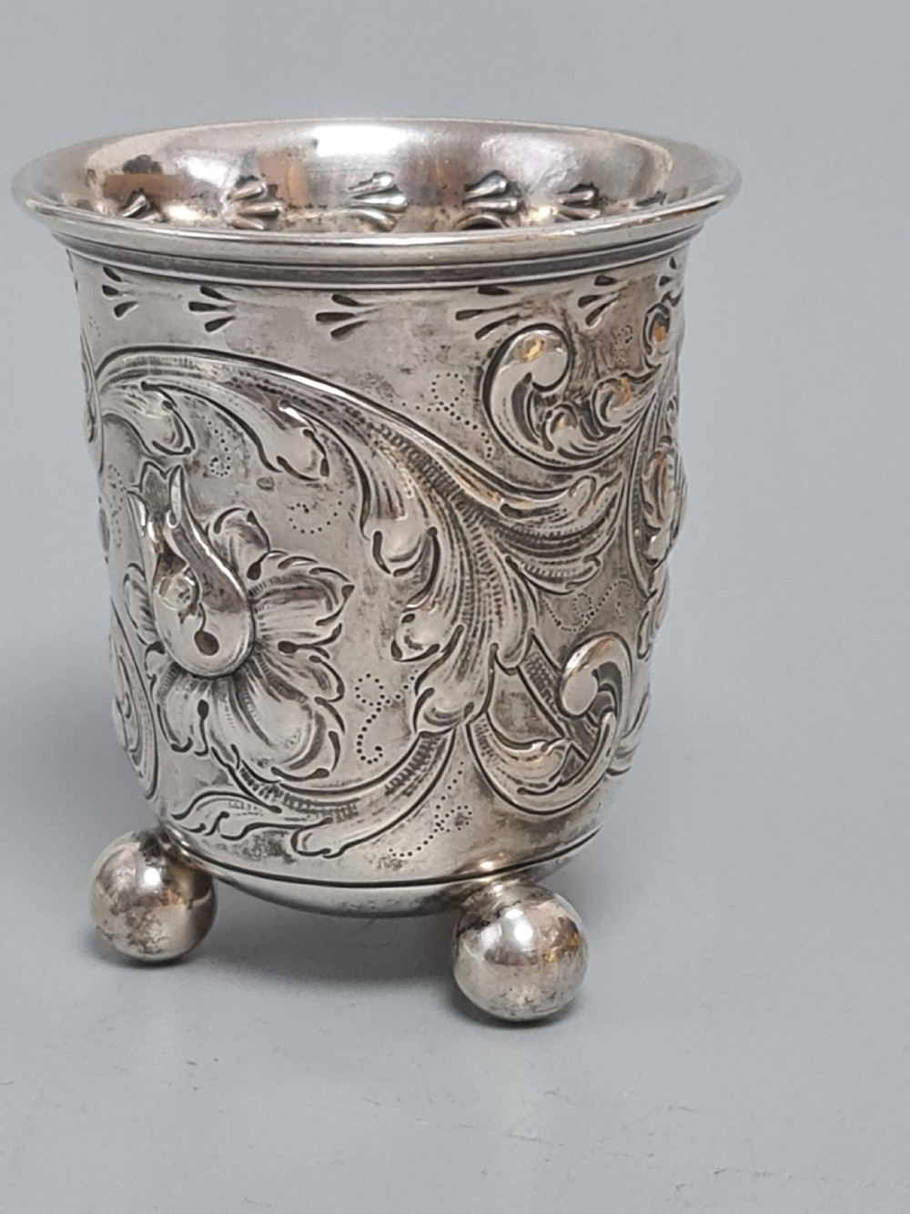 Delightful Late 19thc German Chased Silver Peg Beaker on Ball Feet View III