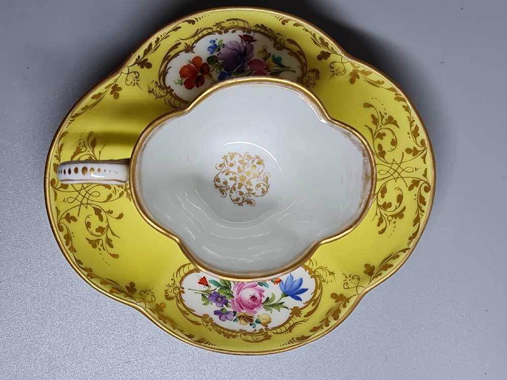 LARGE MEISSEN QUATREFOIL DEMITASSE CUP & SAUCER CANARY YELLOW GOLD & FLORAL View VII