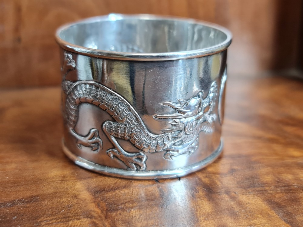 Antique Chinese export solid silver napkin ring. Signed WC 90 View III