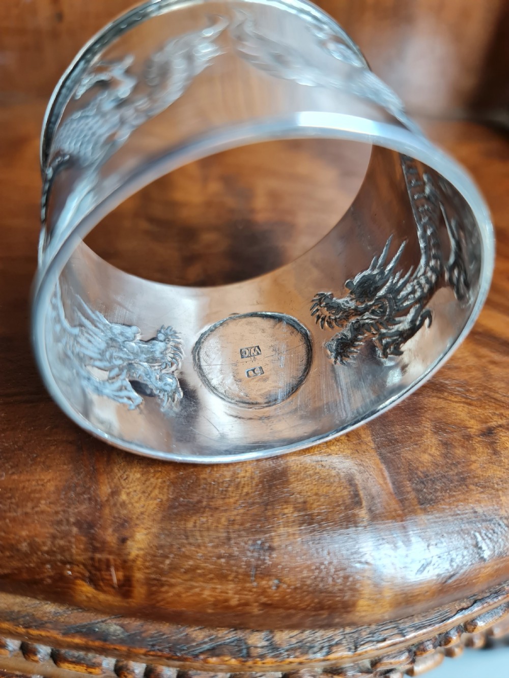 Antique Chinese export solid silver napkin ring. Signed WC 90 View VII