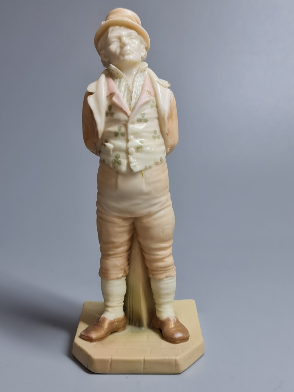 Royal Worcester 'The Irishman' Porcelain Hadley Countries of the World Figurine C1890 View III
