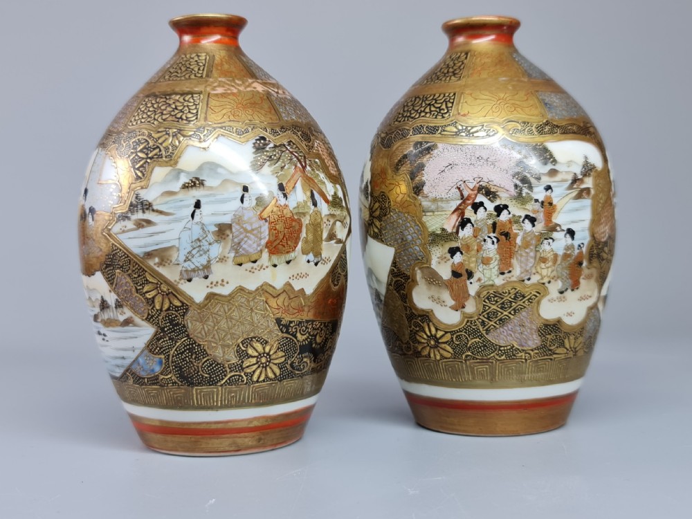 Super Quality 19thc Pair Kutani Painted Vases View VIII