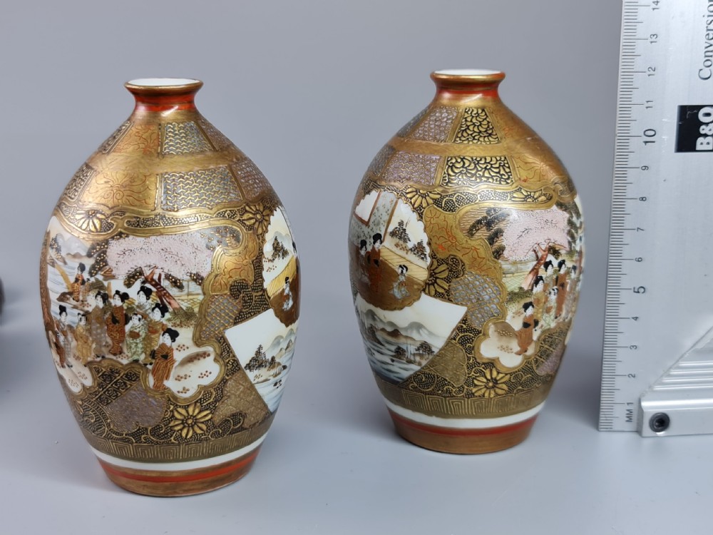 Super Quality 19thc Pair Kutani Painted Vases View X
