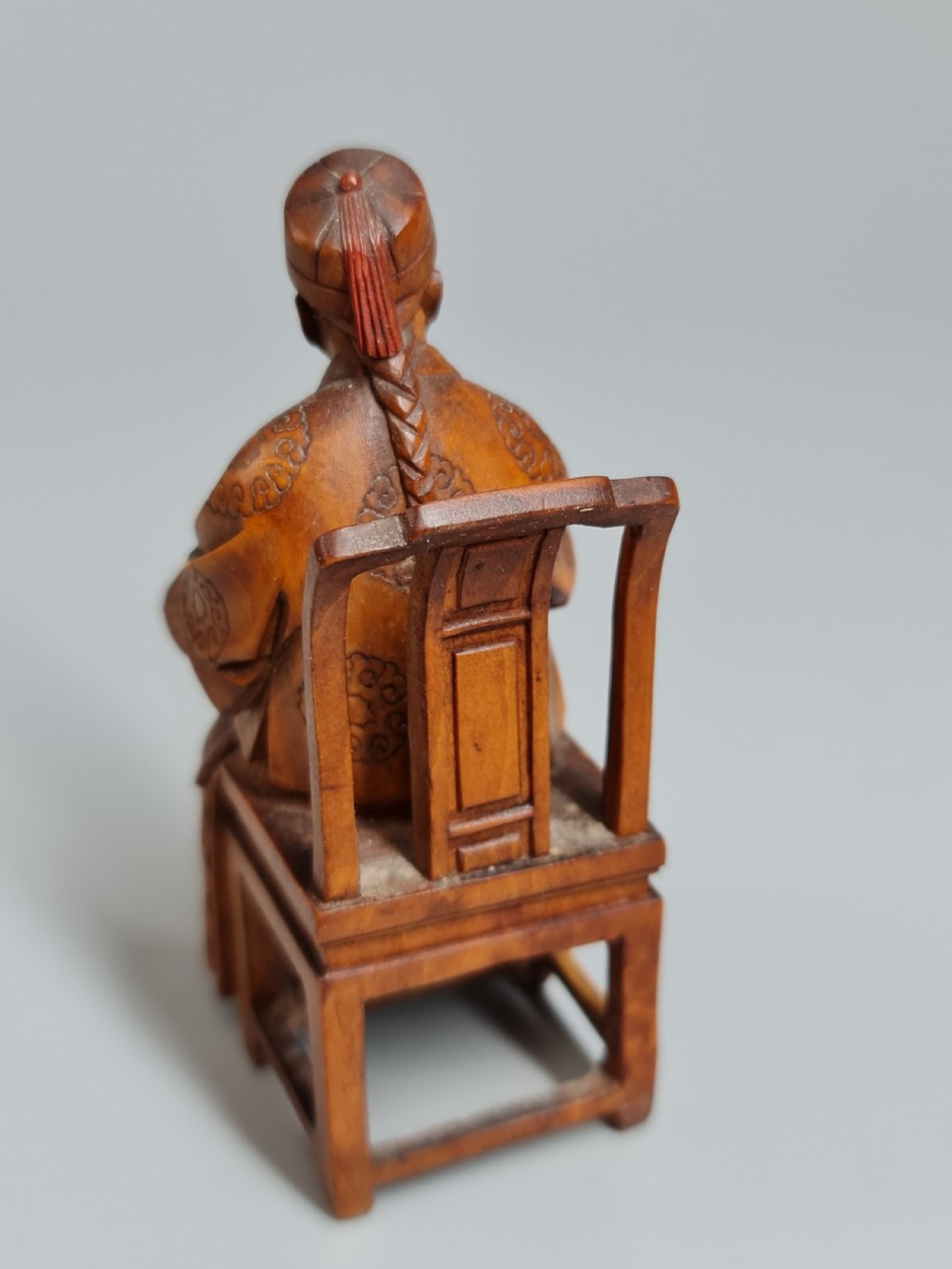 Very Finely Carved Oriental Wooden Figure of a Seated man on a Chair c1900 View VII