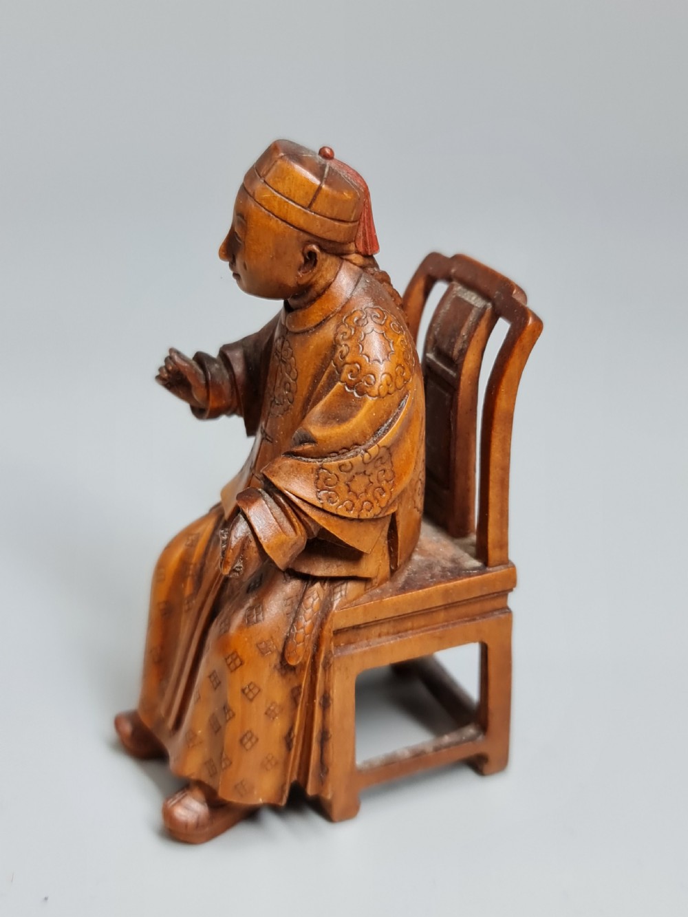 Very Finely Carved Oriental Wooden Figure of a Seated man on a Chair c1900 View X