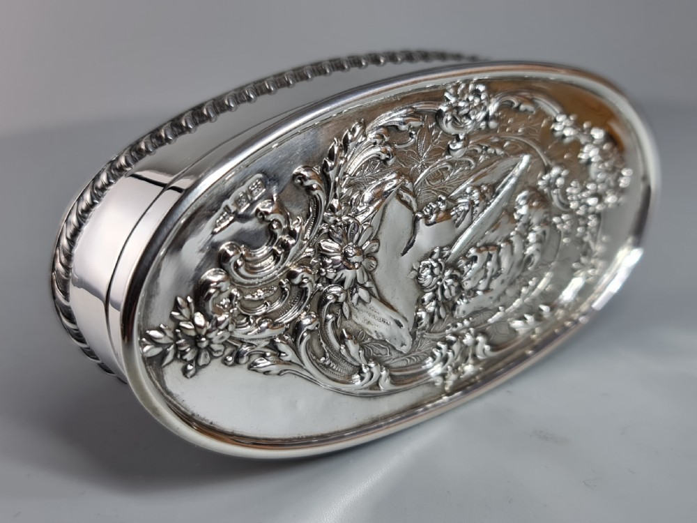 Delightful c1906 Walker & Hall Large HM Silver Oval Dressing Table Box View IV