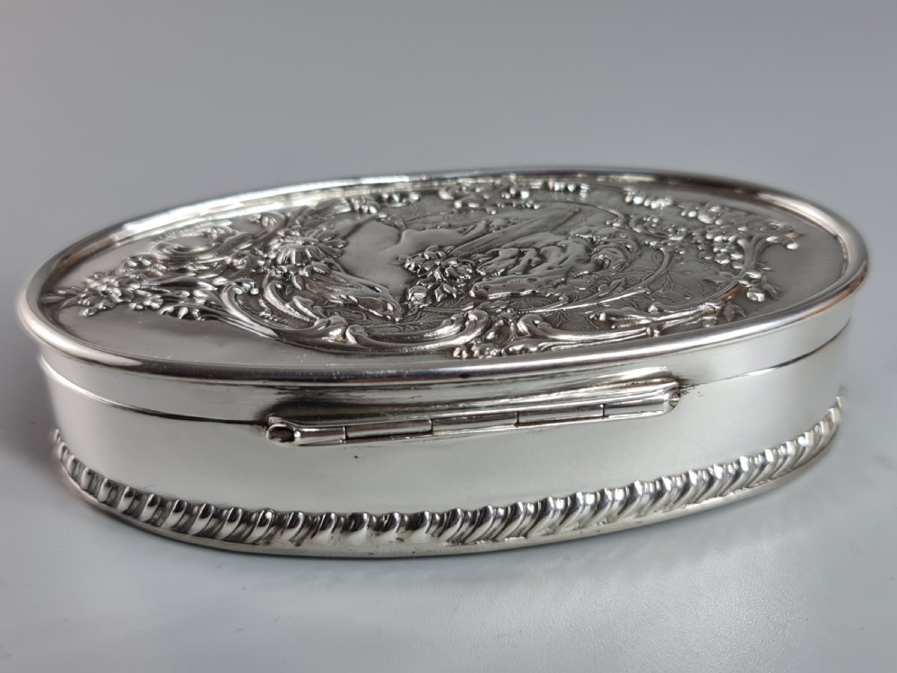 Delightful c1906 Walker & Hall Large HM Silver Oval Dressing Table Box View VIII