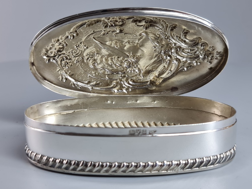 Delightful c1906 Walker & Hall Large HM Silver Oval Dressing Table Box View X