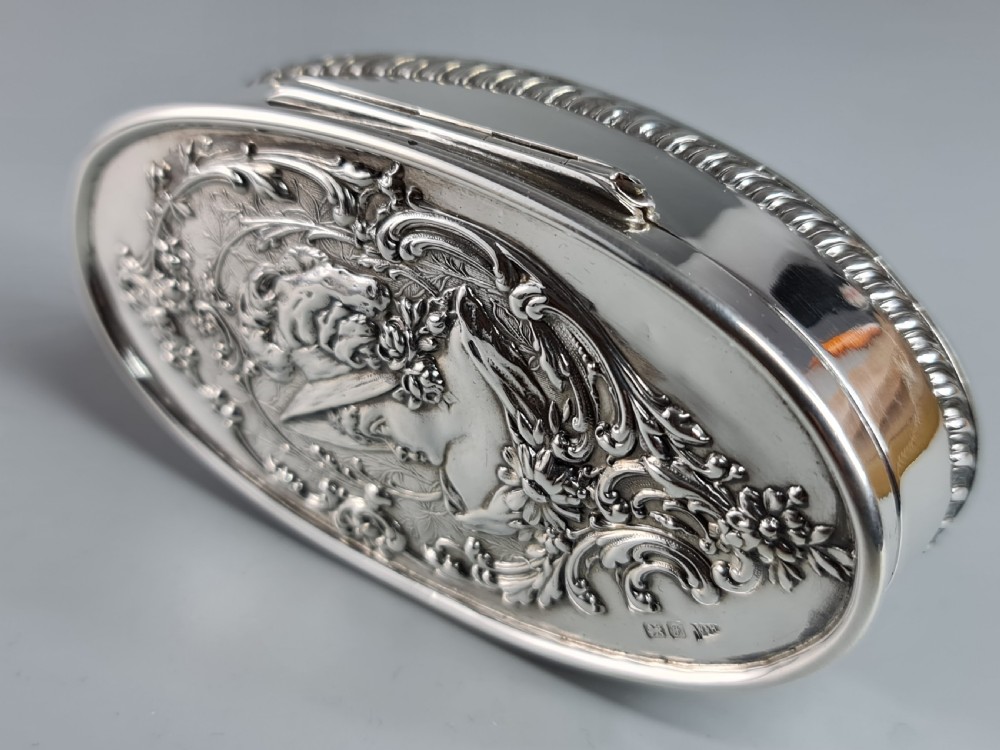 Delightful c1906 Walker & Hall Large HM Silver Oval Dressing Table Box View XIV