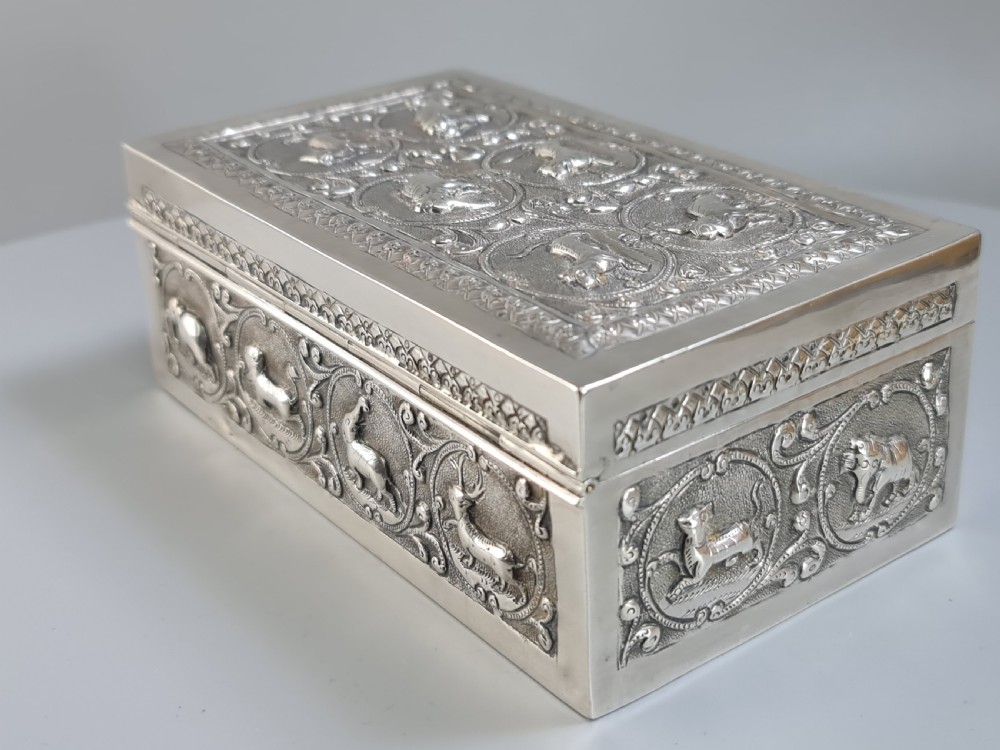 Superb Quality Large Anglo Indian Silver Box Profuse Animal Decoration c1900 View VII