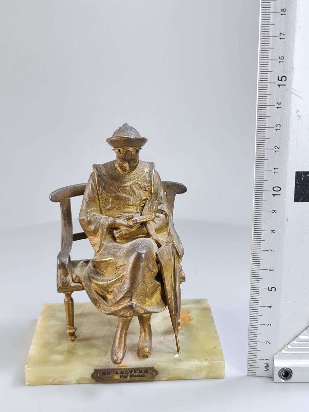 French Gilt Bronze Seated Figure 'En Lecture' on Onyx Base c1900 View XII